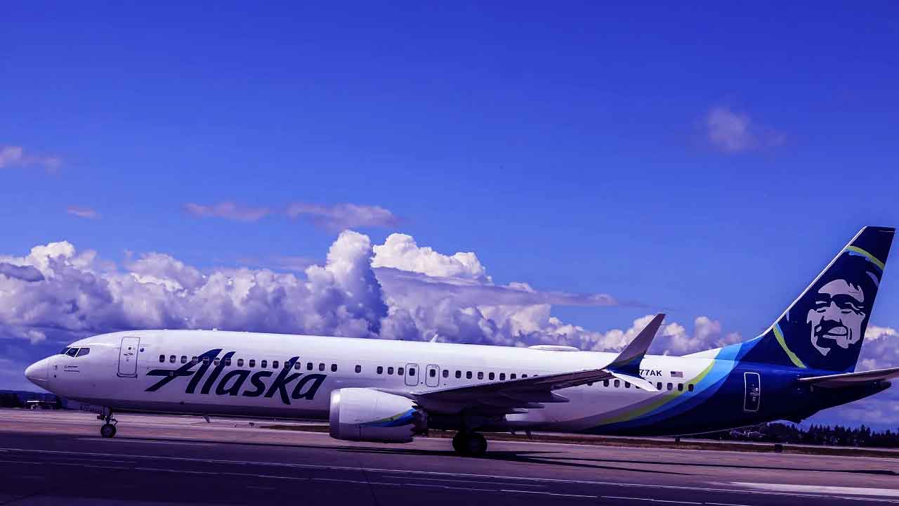 Alaska Airlines Resumes Flights to Hawaii